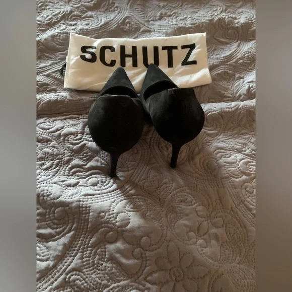 Schutz Gilberta Fiesta Size 7 Black Suede/Nubuck - Picture 2 of 3